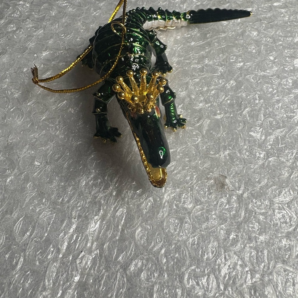 Dillard’s Cloisonné Alligator - Picture 10 of 11